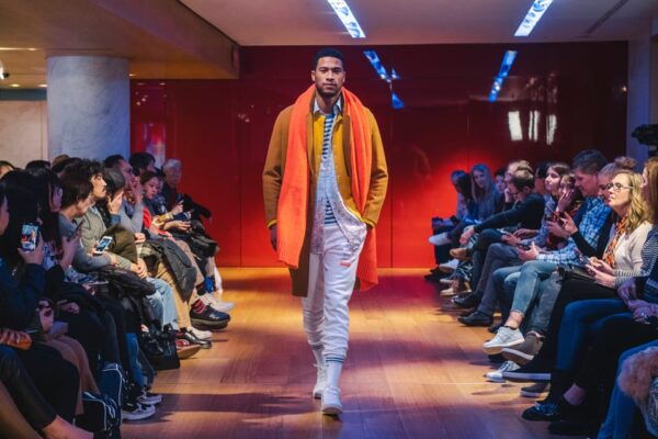 Paris: Fashion Show at Galeries Lafayette Haussmann - Participant Guidelines