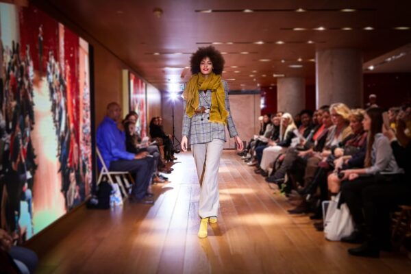 Paris: Fashion Show at Galeries Lafayette Haussmann - Customer Ratings