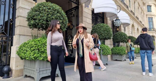 Paris: Fashion Tour Chanel, Sex and the City, Emily in Paris - Reservation