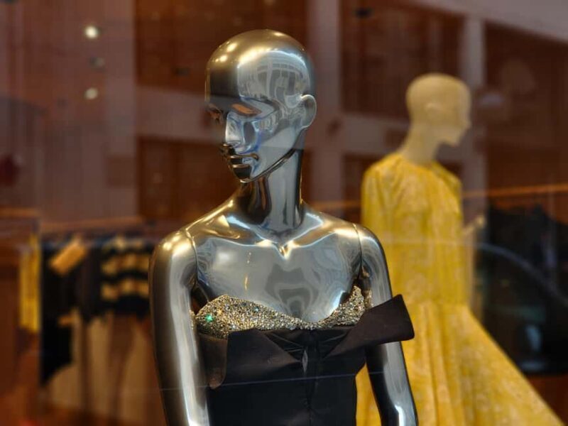 Paris Fashion Week Edition: Haute Couture Walking Tour - An In-Depth Look at the Haute Couture Walking Tour