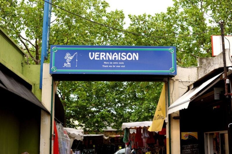 Paris: Flea Market Insiders Tour. Extra-Small Group Tour - Explore the Worlds Largest Flea Market
