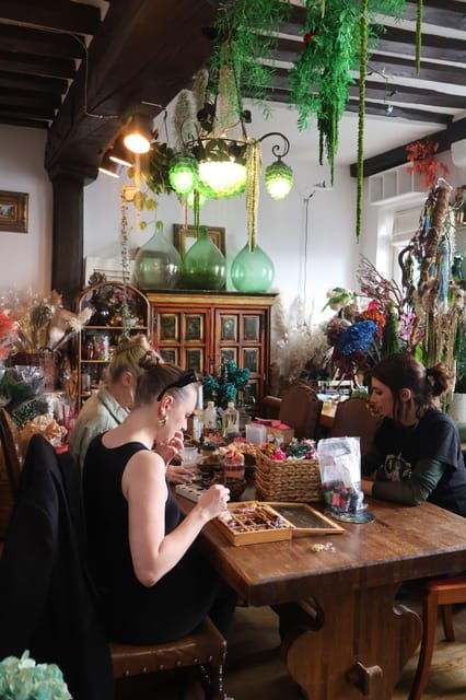 Paris: Floral Scented Candle Making Worskshop - Good To Know