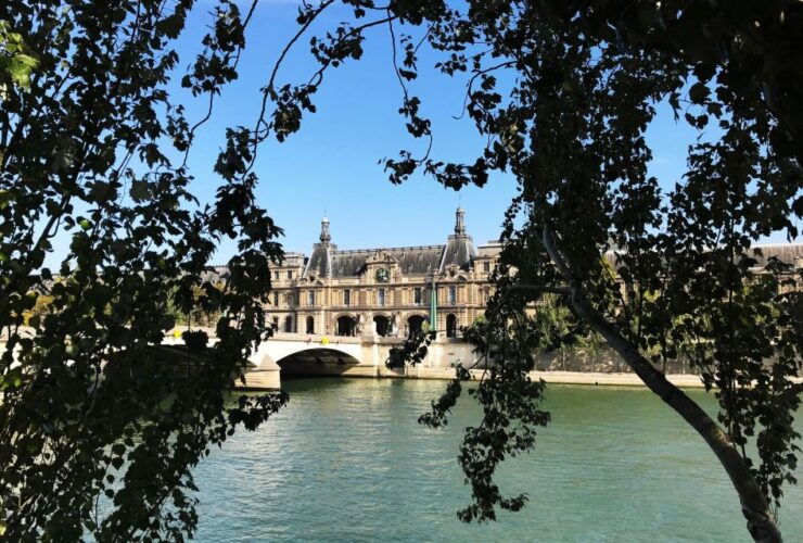 Paris: Follow the Trail of the Da Vinci Code With a Local - Unique Experience
