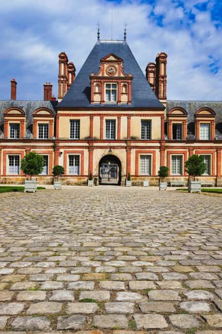 Paris: Fontainebleau and Barbizon Day Trip - An In-Depth Look at the Fontainebleau and Barbizon Day Trip