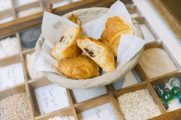 Paris: Food and Wine Tasting Walking Tour in Le Marais - Common Questions