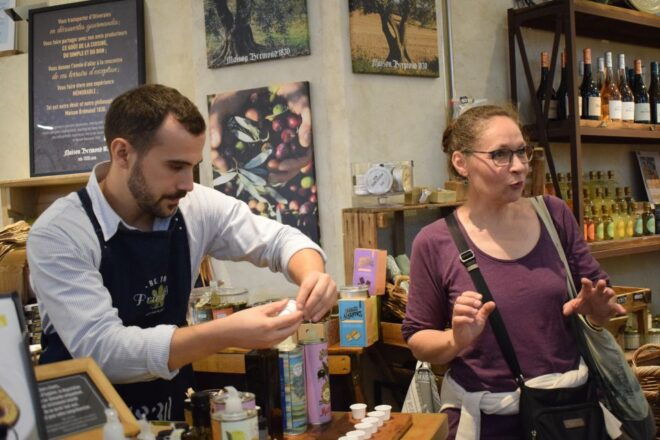 Paris: French Cuisine Guided Food Tour in Saint-Germain - Experience Itinerary