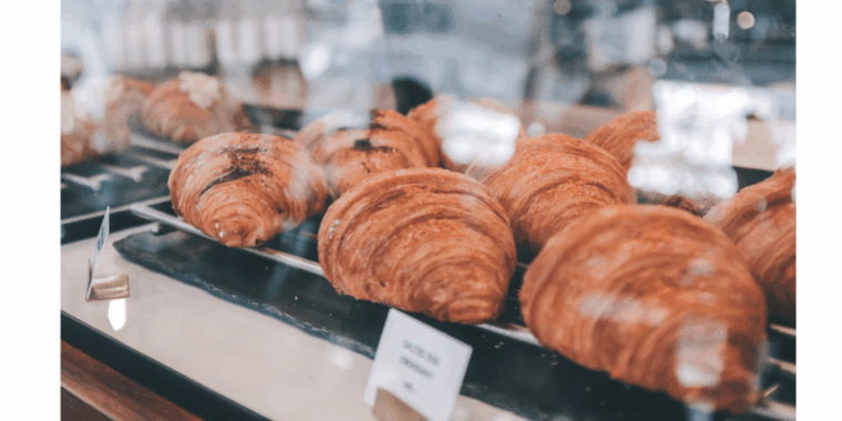 Paris: French Food Tasting Tour in Le Marais - Food and Drink Offerings