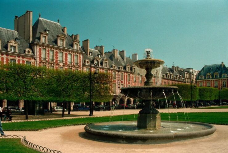 Paris: French Revolution Walking Tour - Free Cancellation and Flexible Booking