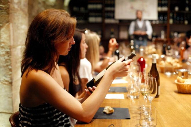 Paris: French Wine Tasting Class With Sommelier - Inclusions