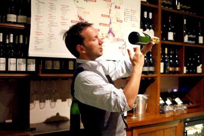 Paris: French Wine Tasting Class With Sommelier - Select Participants and Date
