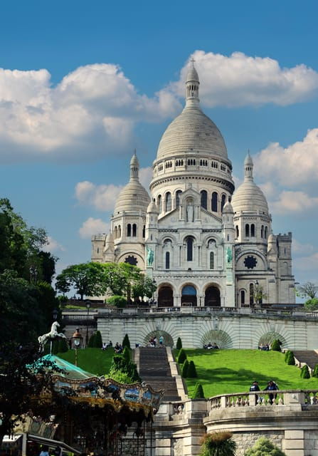 Paris: Full-Day Private Tour in a Van - Itinerary Highlights