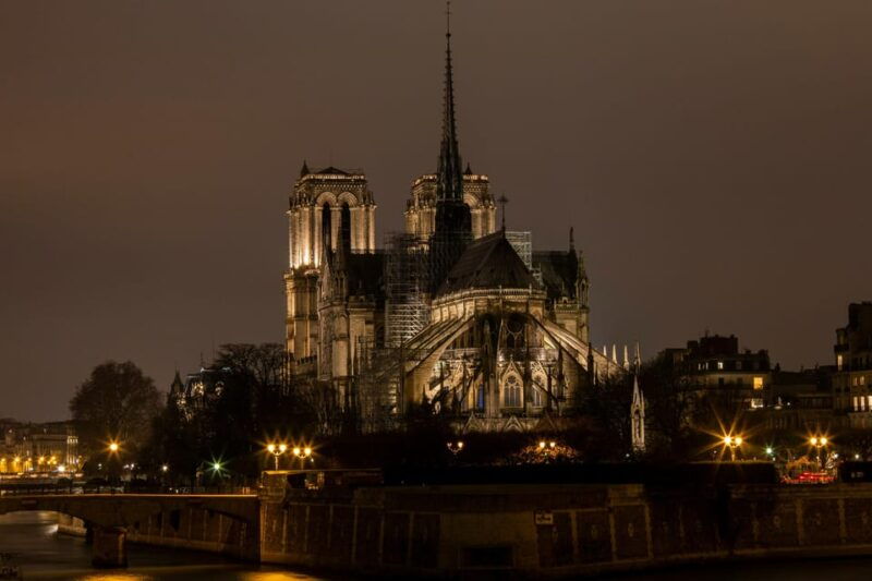 Paris: Ghosts and Dark Stories Guided Walking Tour - Good To Know