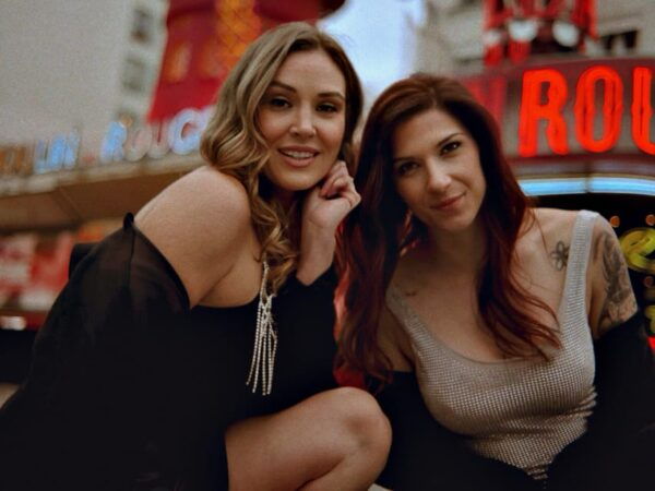 Paris: Glamour & Fun Photoshoot With Pro Photographer - Tips for Your Photoshoot