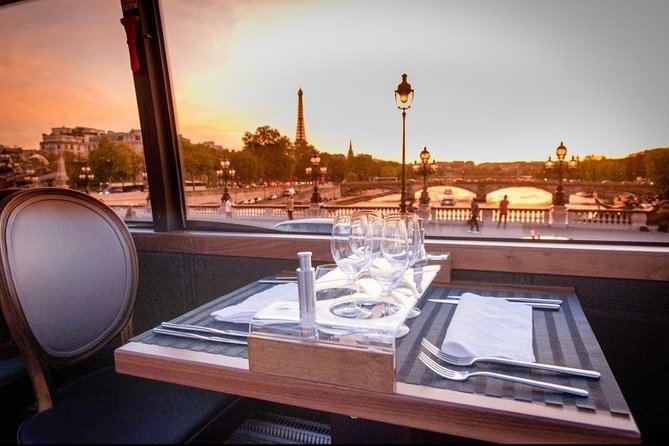 PARIS : Gourmet Dinner by Luxury Bus in the Capital of Lights - Availability