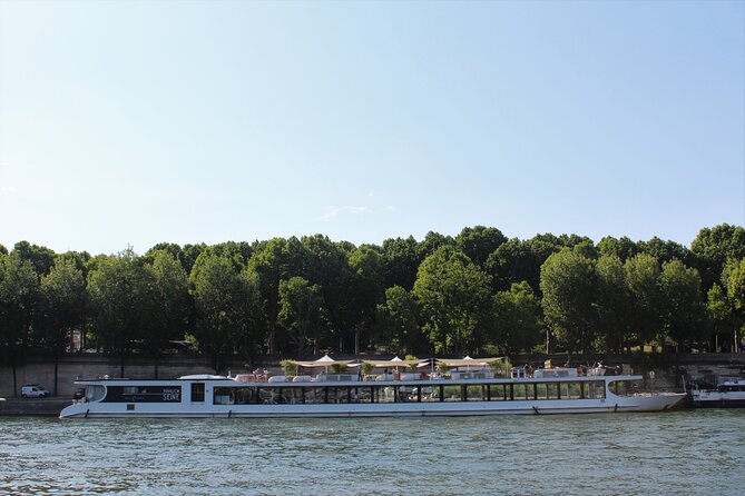 Paris Gourmet Dinner Seine River Cruise With Singer and DJ Set - Booking Details