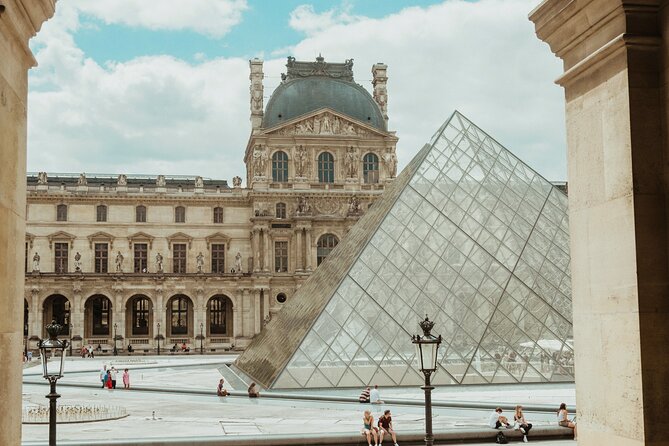 Paris Gourmet Food and Louvre Skip-the-Line Guided Tour in 1 Day - Tour Details