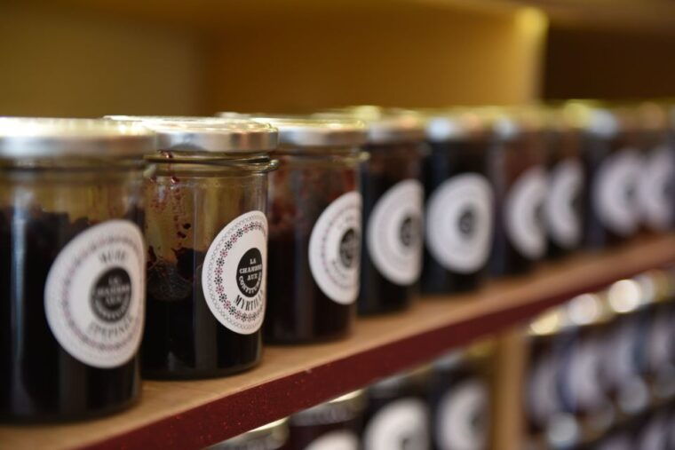 Paris Gourmet: Food Tour in South Montmartre - Itinerary Details