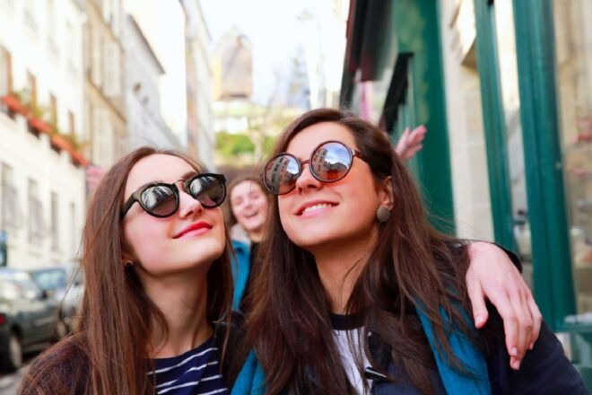 Paris: Gourmet Food Tour With 10 Tastings and Wine - Sit-Down Meal at a Wine Bar