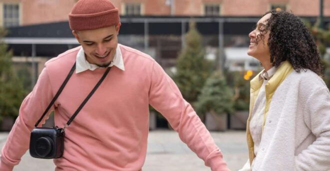 Paris: Guided Tour in Montmartre and Pigalle - Iconic Sites to Visit