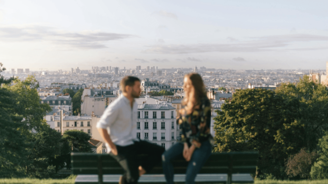 Paris: Guided Tour in Montmartre and Pigalle - Audio Guide Features