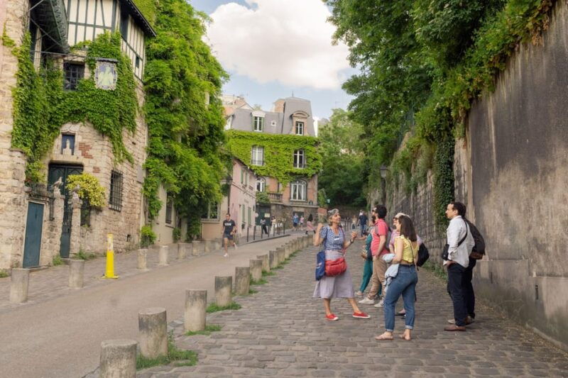 Paris: Guided Walking Tour of Montmartre - Booking Information