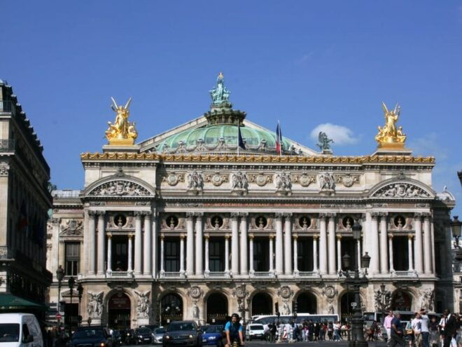 Paris : Half-Day Customisable Private Tour by Car - Customization Options