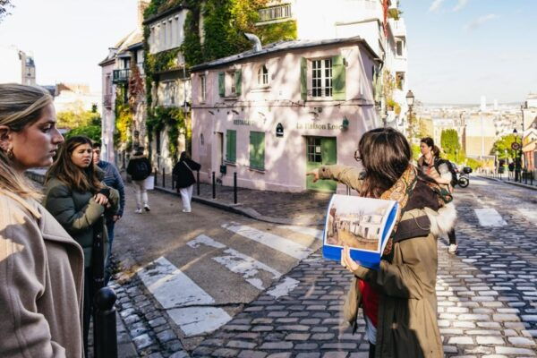 Paris: Hidden Gems of Montmartre With Local Guide - Famous Figures and Hidden Landmarks
