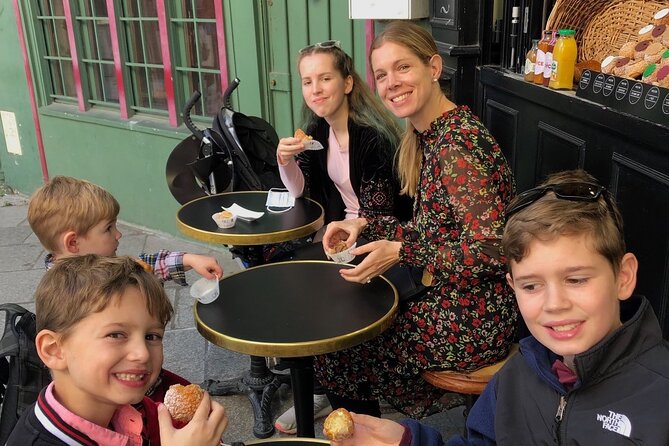 Paris Highlights and Pastries Tastings Tour - Charming Neighborhood Discoveries