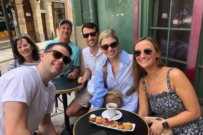 Paris Highlights and Pastries Tastings Tour - Cultural Insights and Historical Gems