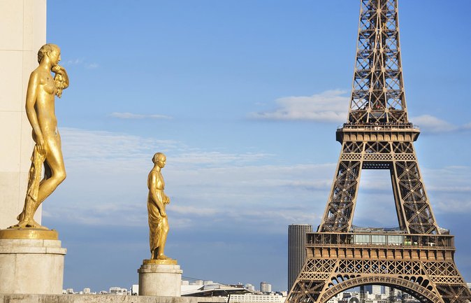 Paris Highlights Immersive Coach Tour - Tour Highlights and Inclusions