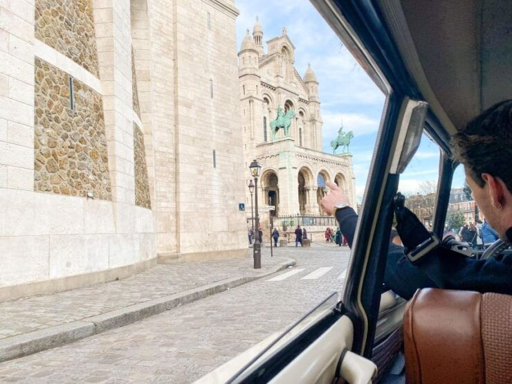 Paris : Highlights of Paris on a Citroën DS With Open Roof - Booking Details