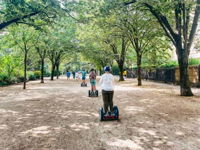 Paris Highlights Segway Tour - Benefit From Insider Knowledge and Guidance