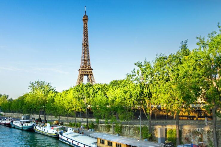 Paris: Highlights Self-Guided Scavenger Hunt and Tour - Experience Highlights