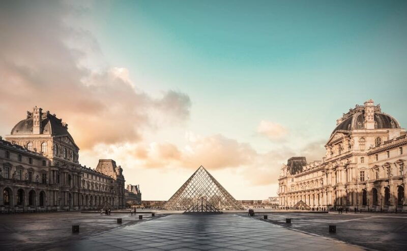 Paris: Historic City Center Private Guided Walking Tour - Good To Know