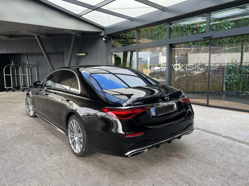Paris: Historic Monuments Private Mercedes Limousine Charter - Explore Iconic Monuments