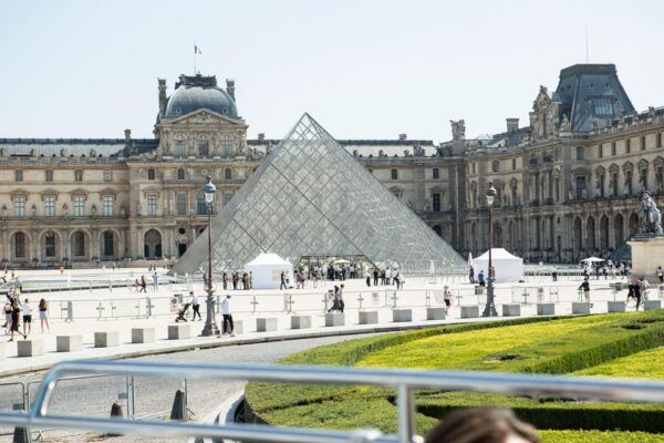 Paris: Hop-On Hop-Off Bus With Cruise and Versailles Options - Additional Tour Options