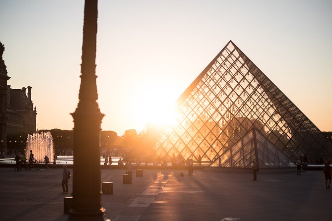 Paris Iconic Sightseeing Spots - Self-Guided Walking Tours - The Sum Up
