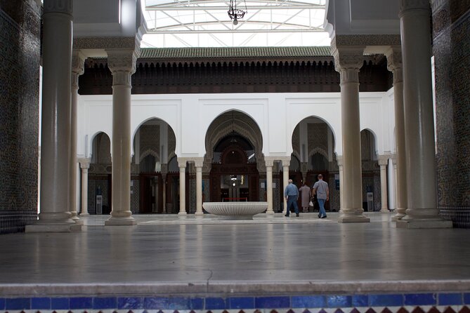 Paris Insolite Grand Mosque, Lutèce Arena and Botanical Garden - Must-See Highlights at the Grand Mosque