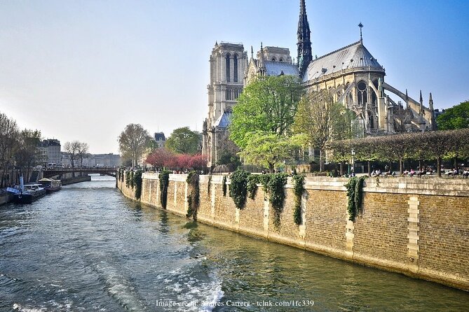 Paris Je Taime: Private Half-Day Highlights Walking Tour - Additional Information and Support