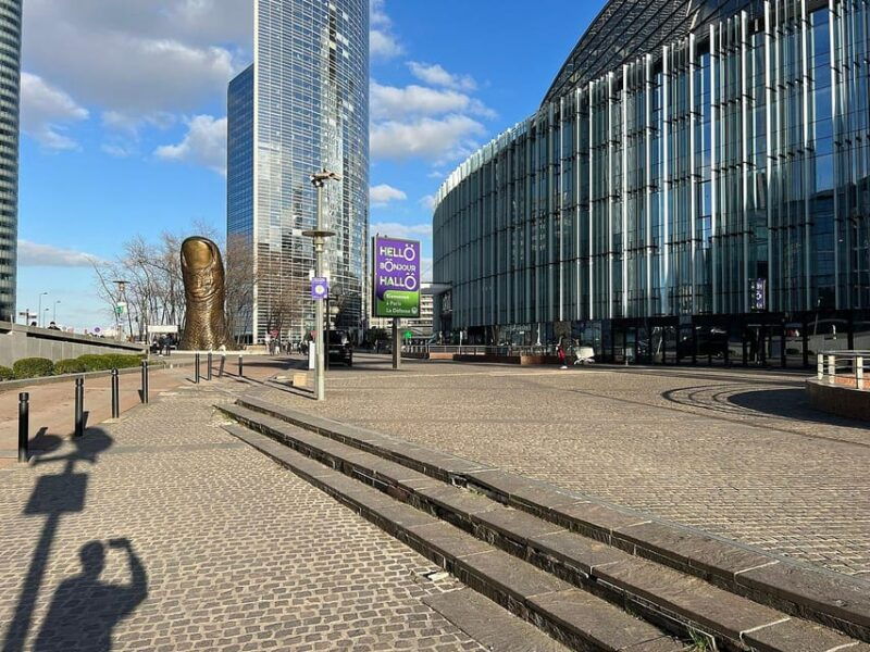 Paris: La Défense Modern District Walking Tour - Booking and Cancellation Policy