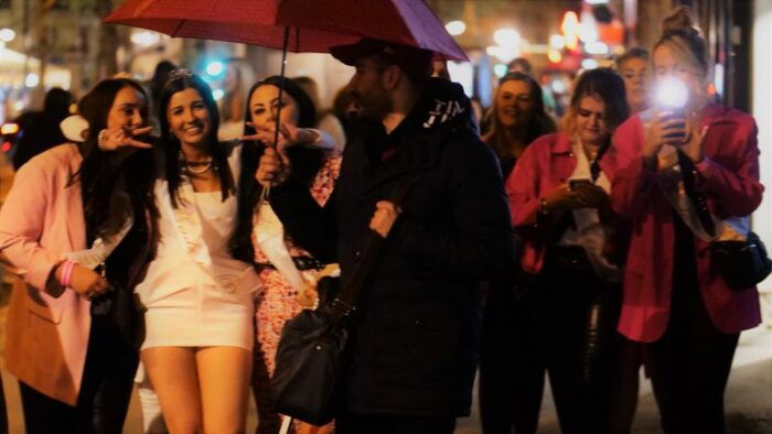 Paris: Latin Quarter Guided Pub Crawl to Bars and Clubs - Inclusions and Amenities