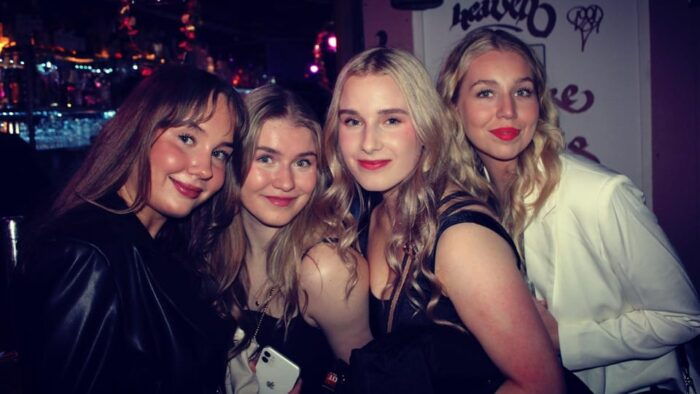 Paris: Latin Quarter Guided Pub Crawl to Bars and Clubs - Participation Requirements and Restrictions