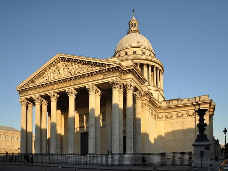 Paris Latin quarter: Private walking tour with a local guide - Why This Tour Offers Great Value