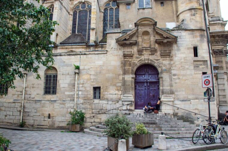 Paris Latin Quarter Walking Tour: Secrets, History & Culture - Uncovering Place De Lestrapade