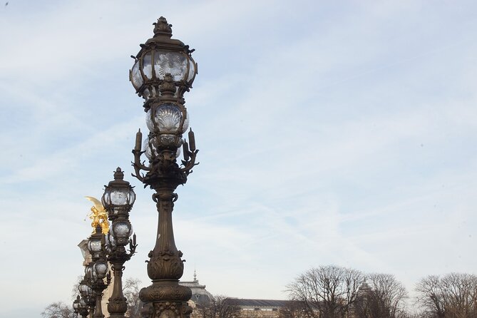 Paris Le Marais Historical Walking Tour With Wine and Cheese Tasting - The Sum Up