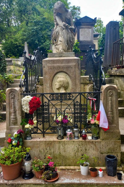 Paris: Legends of Père-Lachaise (Small Group Tour) - Experience Insights
