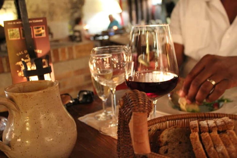 Paris: Loire Valley Castles Tour with Wine Tasting - Practical Considerations