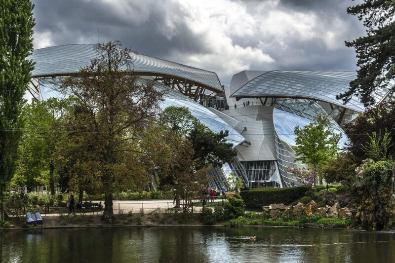 Paris: Louis Vuitton Foundation VIP Experience With Entry - Tour Highlights