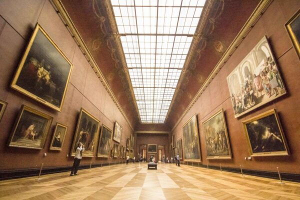 Paris Louvre: 2-Hour Private Tour for Groups or Families - The Sum Up
