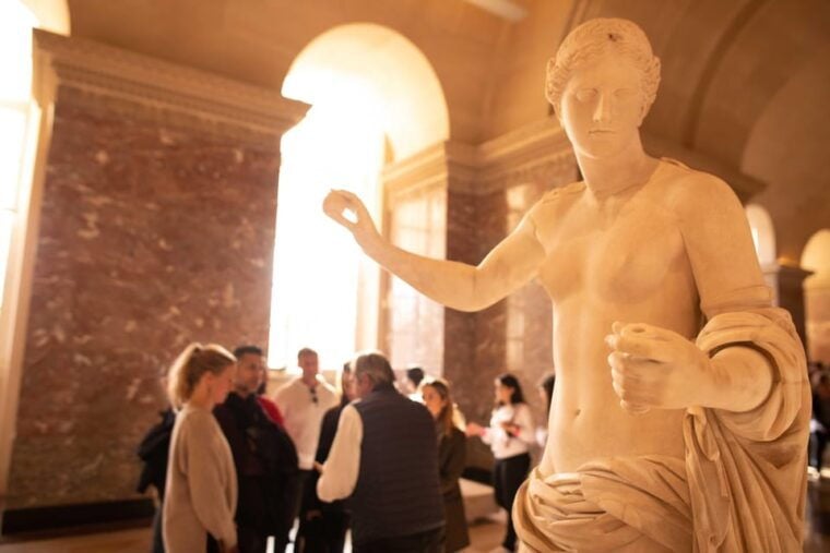 Paris Louvre Exclusive Semi Private Guided Tour Max 6 People - Expert Guidance